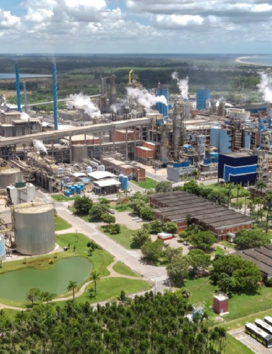 Industry, industries, omc, omc group, Automotive, Agricultural, RoadImplements, Construction, MachineryAndEquipment, Aerospace, MedicalDevices, Pharmaceutical, Mining, DefenseAndMilitary, Energy, PulpAndPaper, OilAndGas, Railway, Electronics, FoodIndustry
