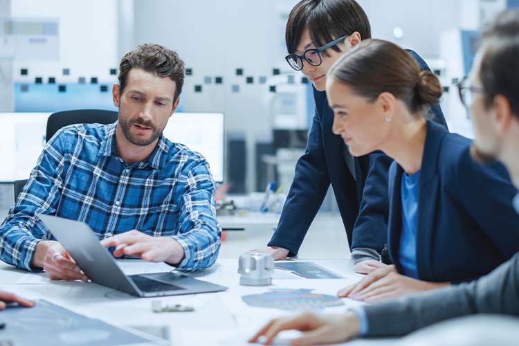 group-meeting-laptop-office-750x500 | OMC GROUP